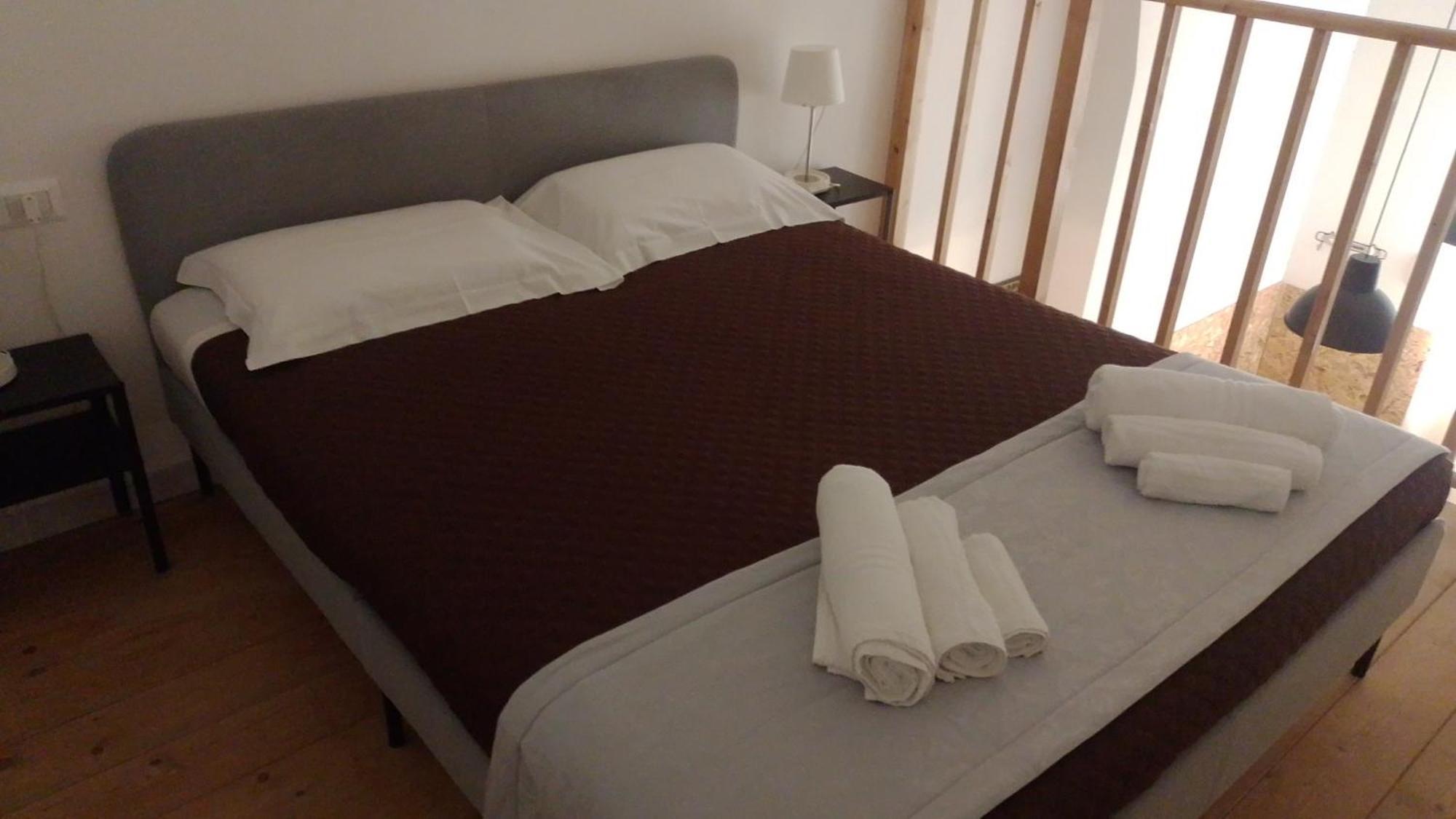 Hotel La Casa Di Fofo' Neapel Zimmer foto